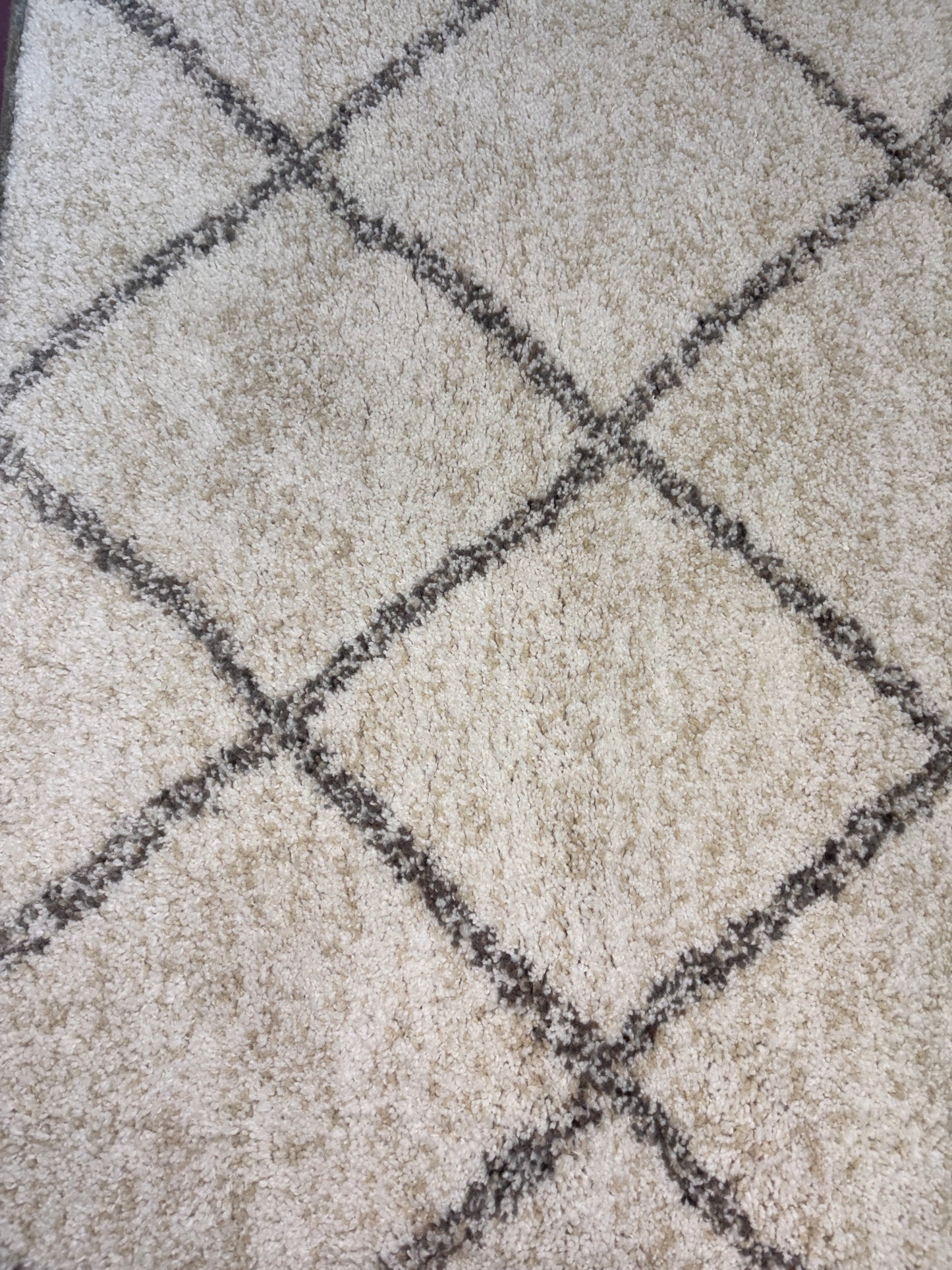 5’x8’ Decorative Geometric Area Rug