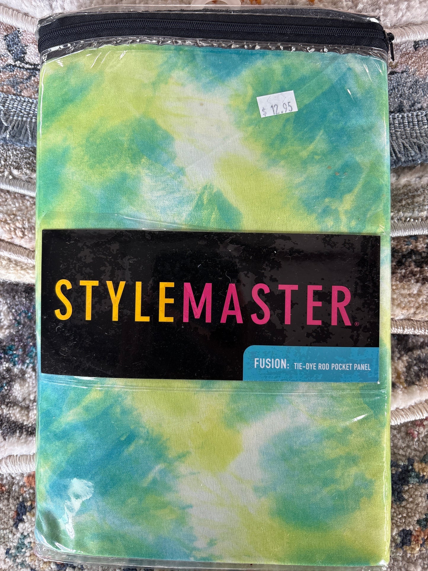 StyleMaster Tie-Dye Rod Rocket Panel
