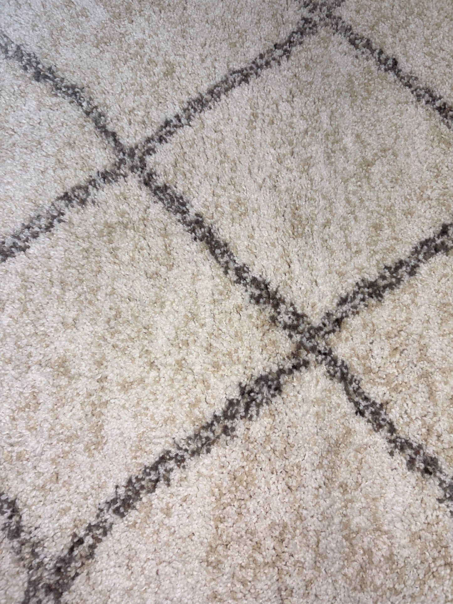 5’x8’ Decorative Geometric Area Rug