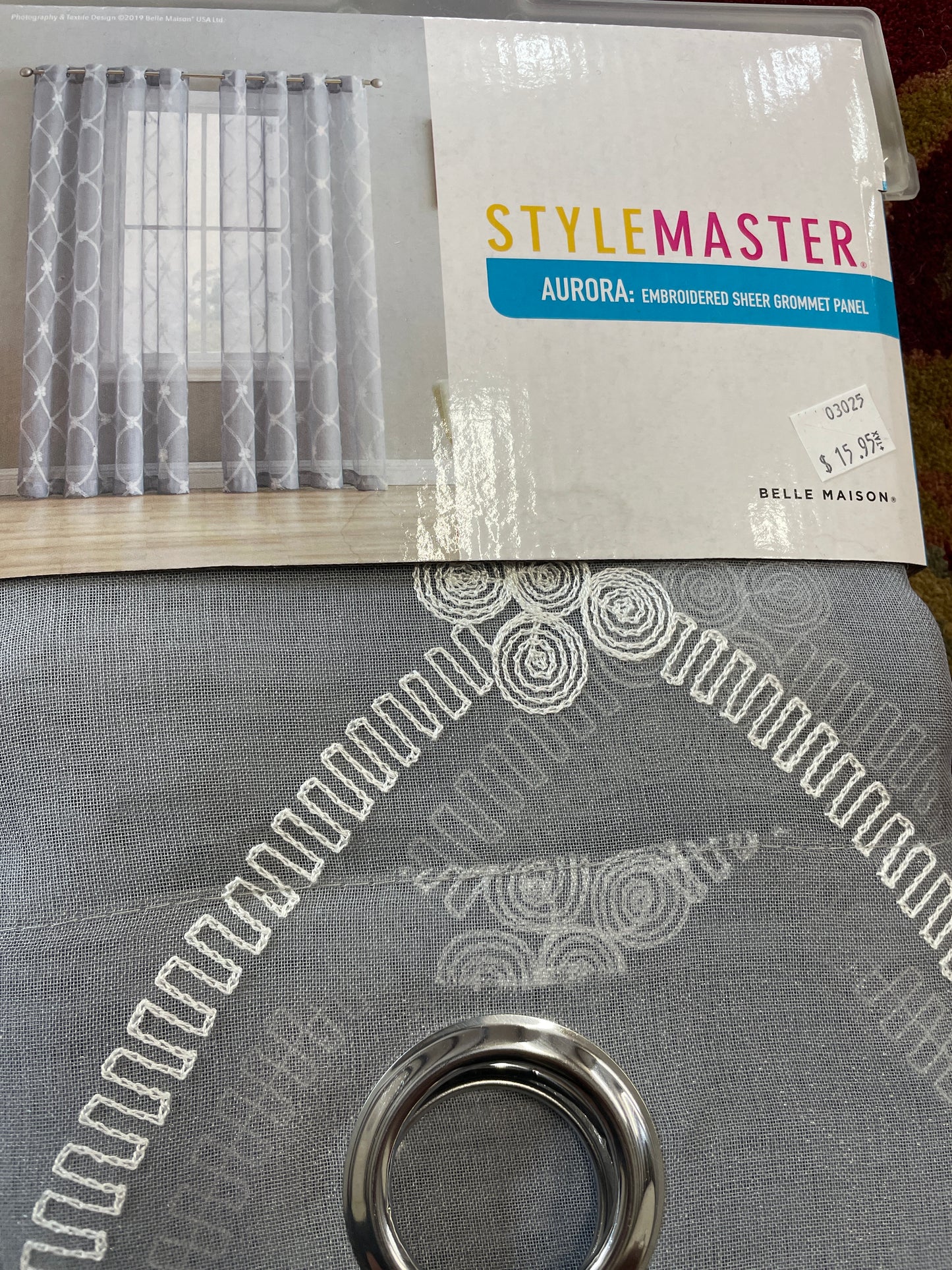 Stylemaster Grommet Panel