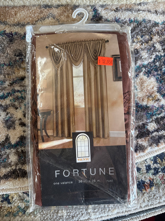 Fortune Valance