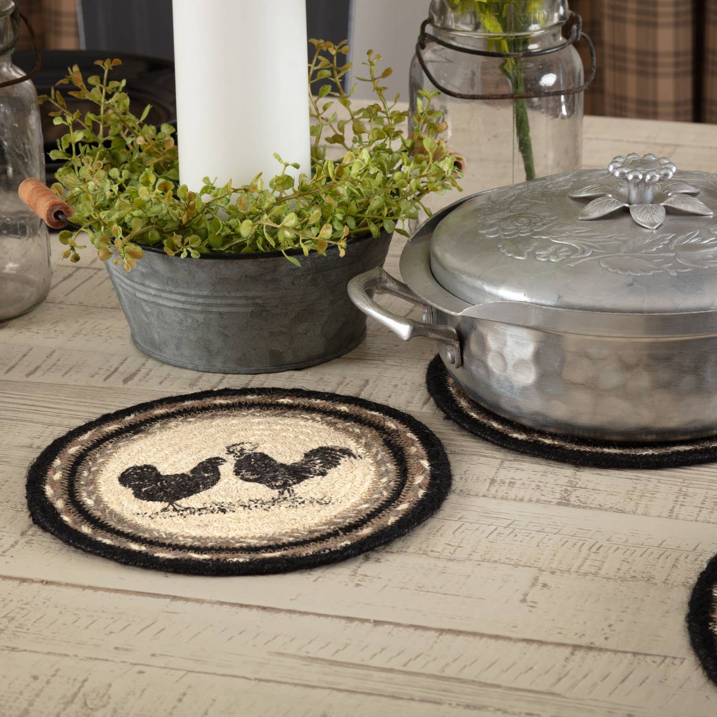 Farmhouse Chicken Jute Trivet 8" Sawyer Mill