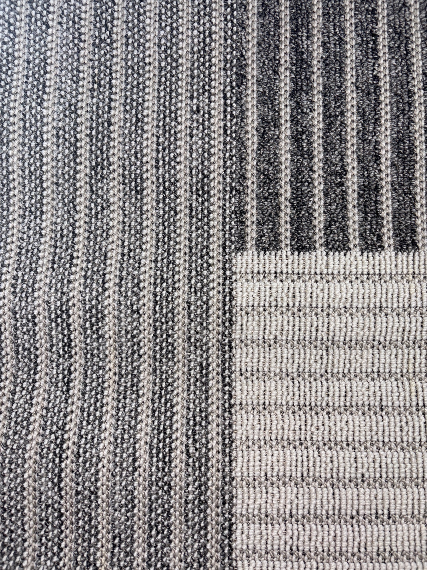 Bade 5’x8’ Area Rug