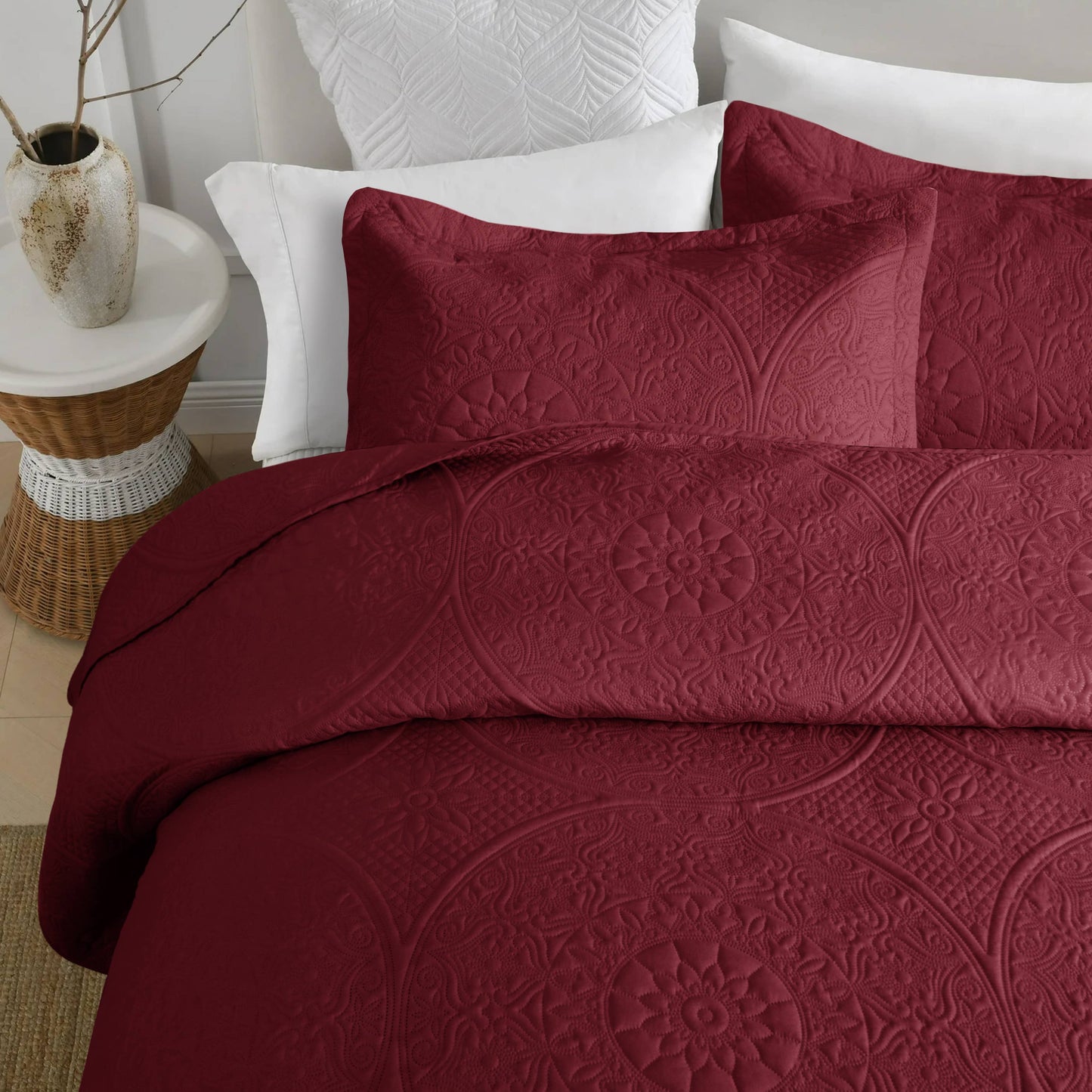 3 Piece Reversible Quilted Bedspread Coverlet Comforter Set