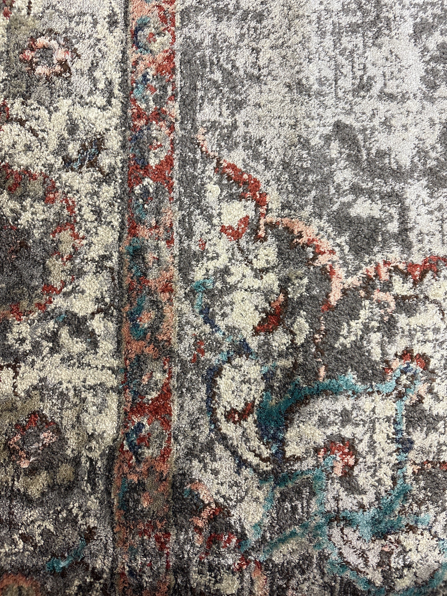 Dalyn Rug Company Lavita 5’x8’ Area Rug