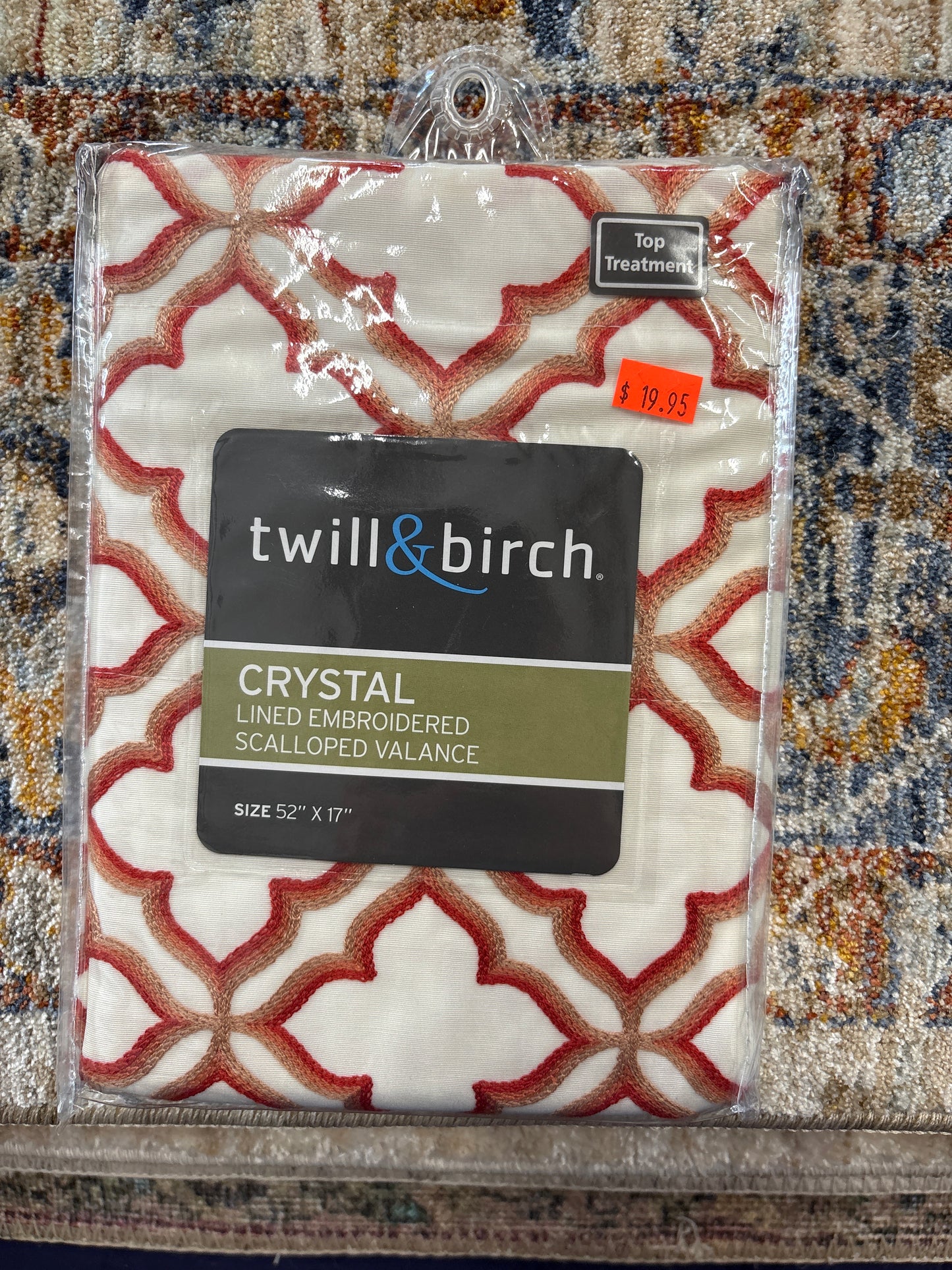Twill&Birch Crystal Lined Embroidered Scalloped Valance