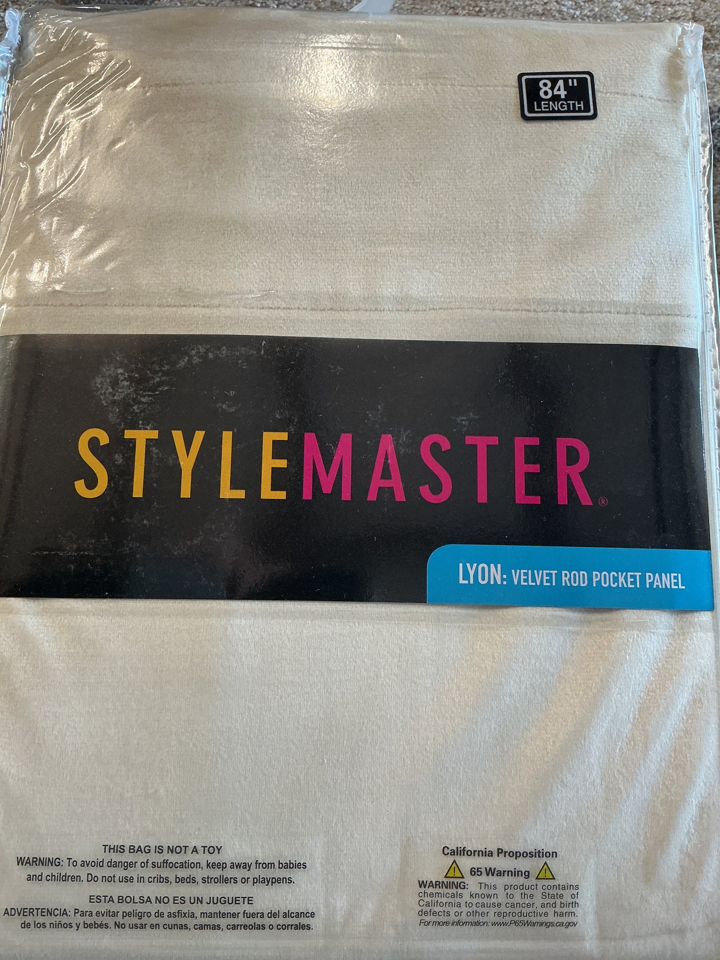 Stylemaster Lyon Velvet Panel