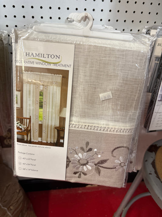 Hamilton Decorative Window Treatment